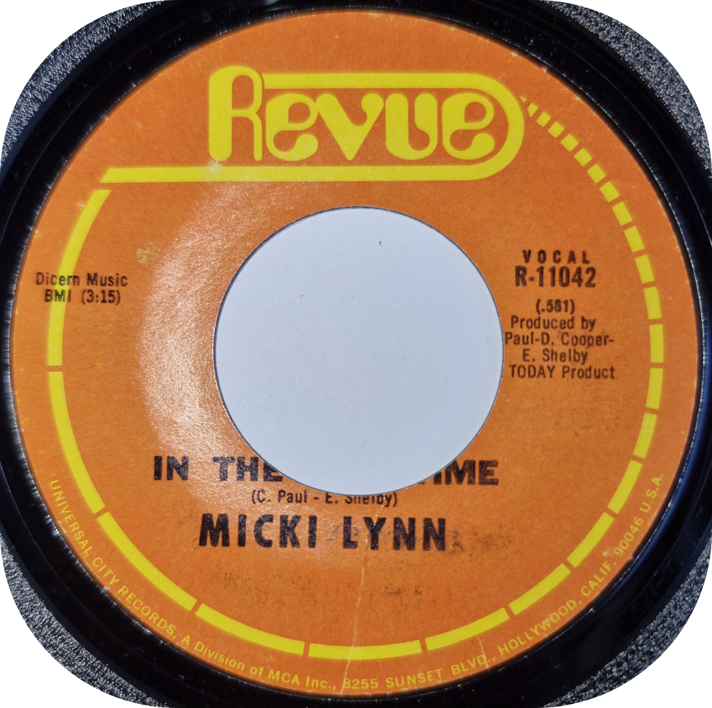 Micki Lynn - Sure Is Something - Revue