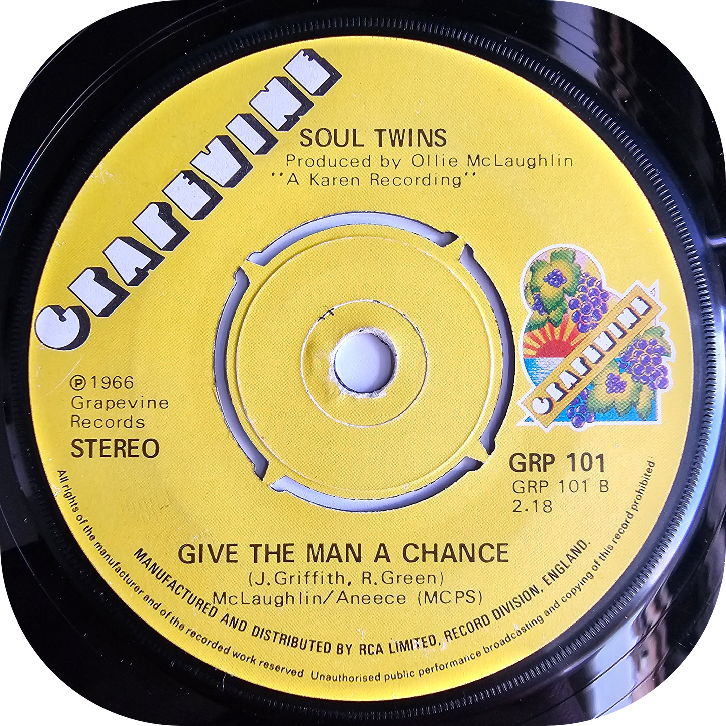 Soul Twins - Quick Change Artist - Grpaevine