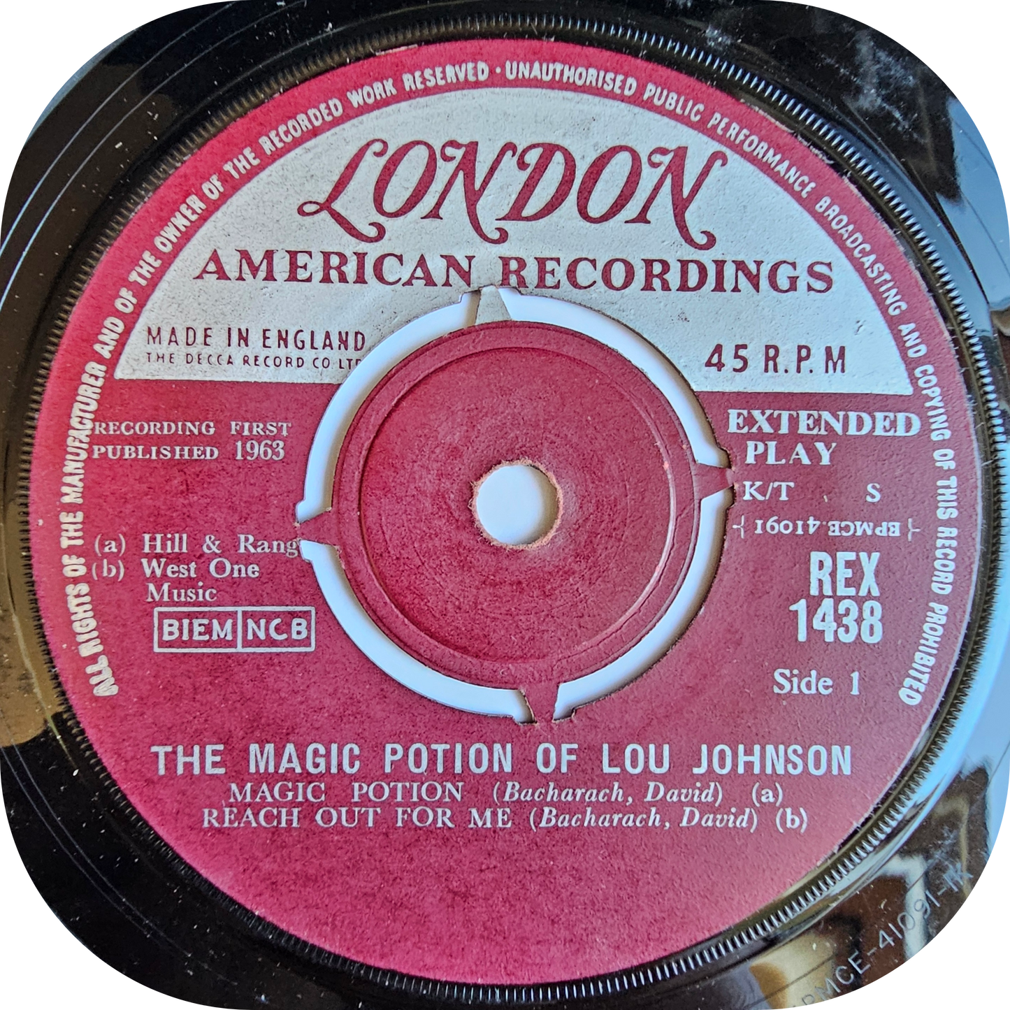 Lou Johnson - Magic Potion - London E.P