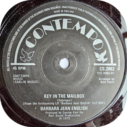 Barbara Jean English - I'm Living A Lie - Contempo