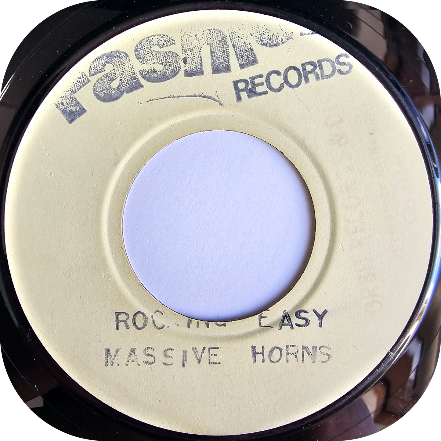 Massive Horns - Rocking Easy - Fashion Blank