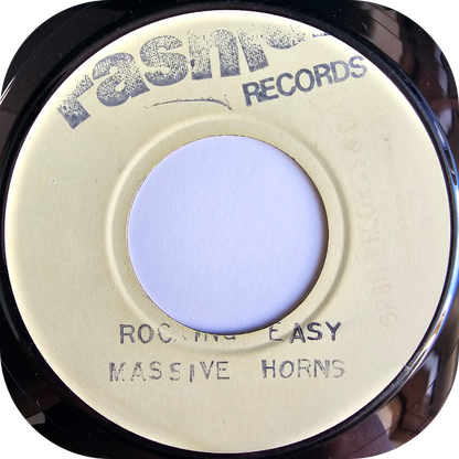 Massive Horns - Rocking Easy - Fashion Blank