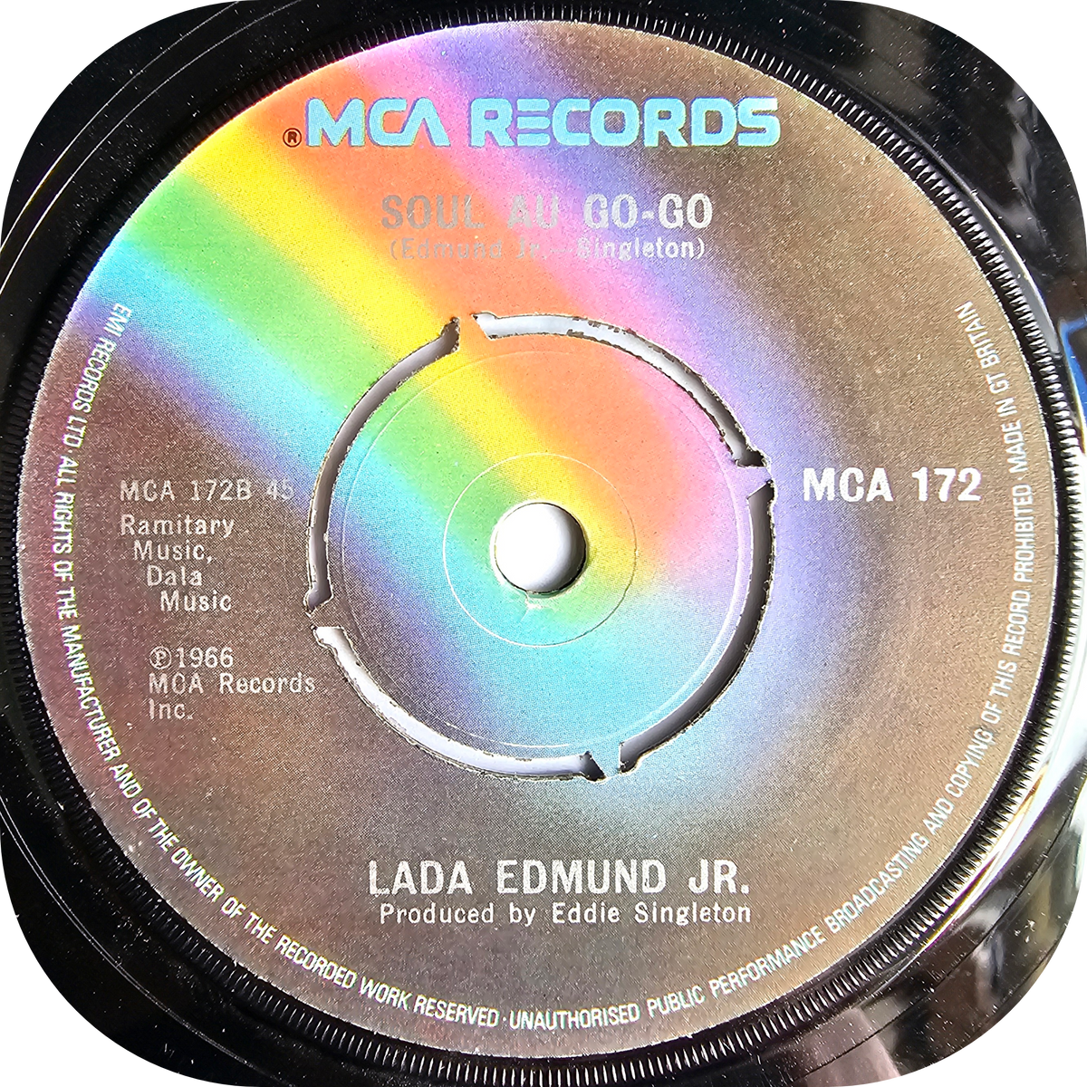 Lada Edmund JR - The Larue - MCA